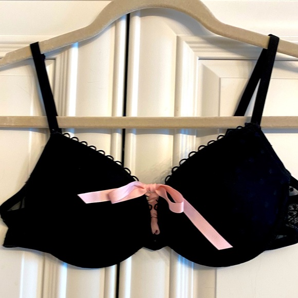 Gently Used Size 34B Sexy Little Things Push Up Bra - Picture 1 of 8
